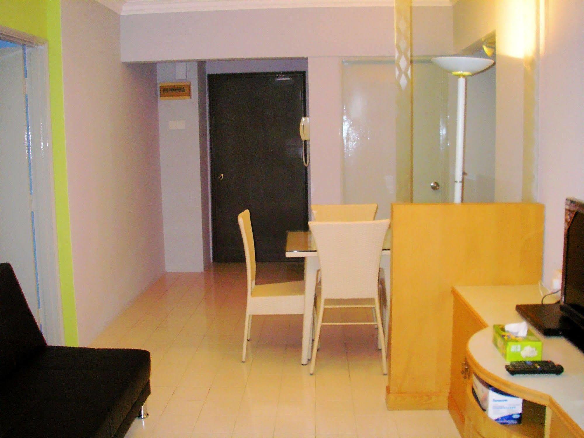 Malacca Hotel Apartment Exterior foto